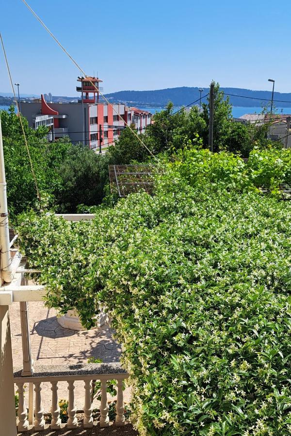 Apartments With A Swimming Pool Kastel Sucurac, Kastela - 21394 Dış mekan fotoğraf